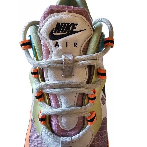 Nike Air Max 270 React SE Multicolor Women’s Size 6 - CJ0620-600 - Picture 12 of 16